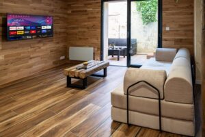 Salon TV de la Maison Cabane à Cholet